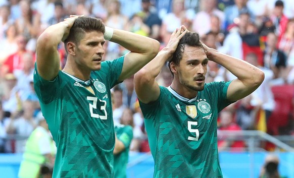 Soccer Football - World Cup - Group F - South Korea vs Germany - Kazan Arena, Kazan, Russia - June 27, 2018 Germany&#039;s Mario Gomez and Mats Hummels react after a missed chance REUTERS/Michael Dald ...