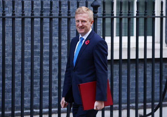 Britain&#039;s Secretary of State for Digital, Culture, Media and Sport Oliver Dowden outside Downing Street, after new nationwide restrictions were announced following the coronavirus disease (COVID- ...