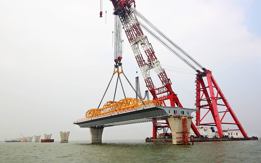 (181022) -- ZHUHAI, Oct. 22, 2018 () -- Photo taken on Jan. 19, 2014 shows the construction site of the Hong Kong-Zhuhai-Macao Bridge in the Lingdingyang waters, south China. The Hong Kong-Zhuhai-Maca ...
