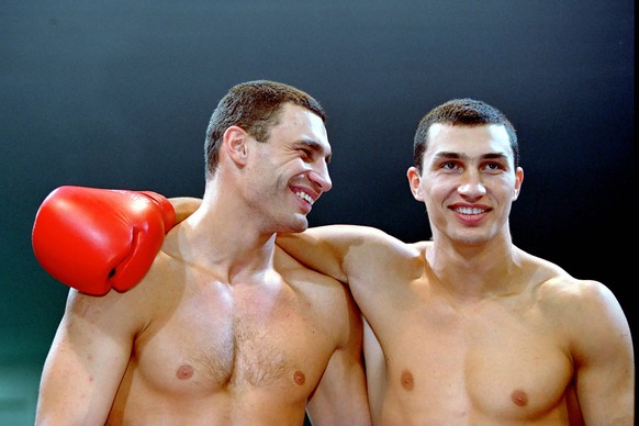 Vladimir (re.) und sein Bruder Vitali Klitschko (beide Deutschland)

Vladimir right and be Brother Vitali Klitschko both Germany