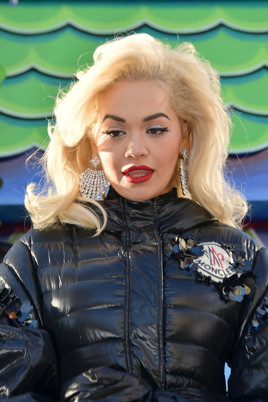 NEW YORK, NY - NOVEMBER 22: Singer Rita Ora attends the 2018 Macy&#039;s Thanksgiving Day Parade on November 22, 2018 in New York City. (Photo by Michael Loccisano/Getty Images)
