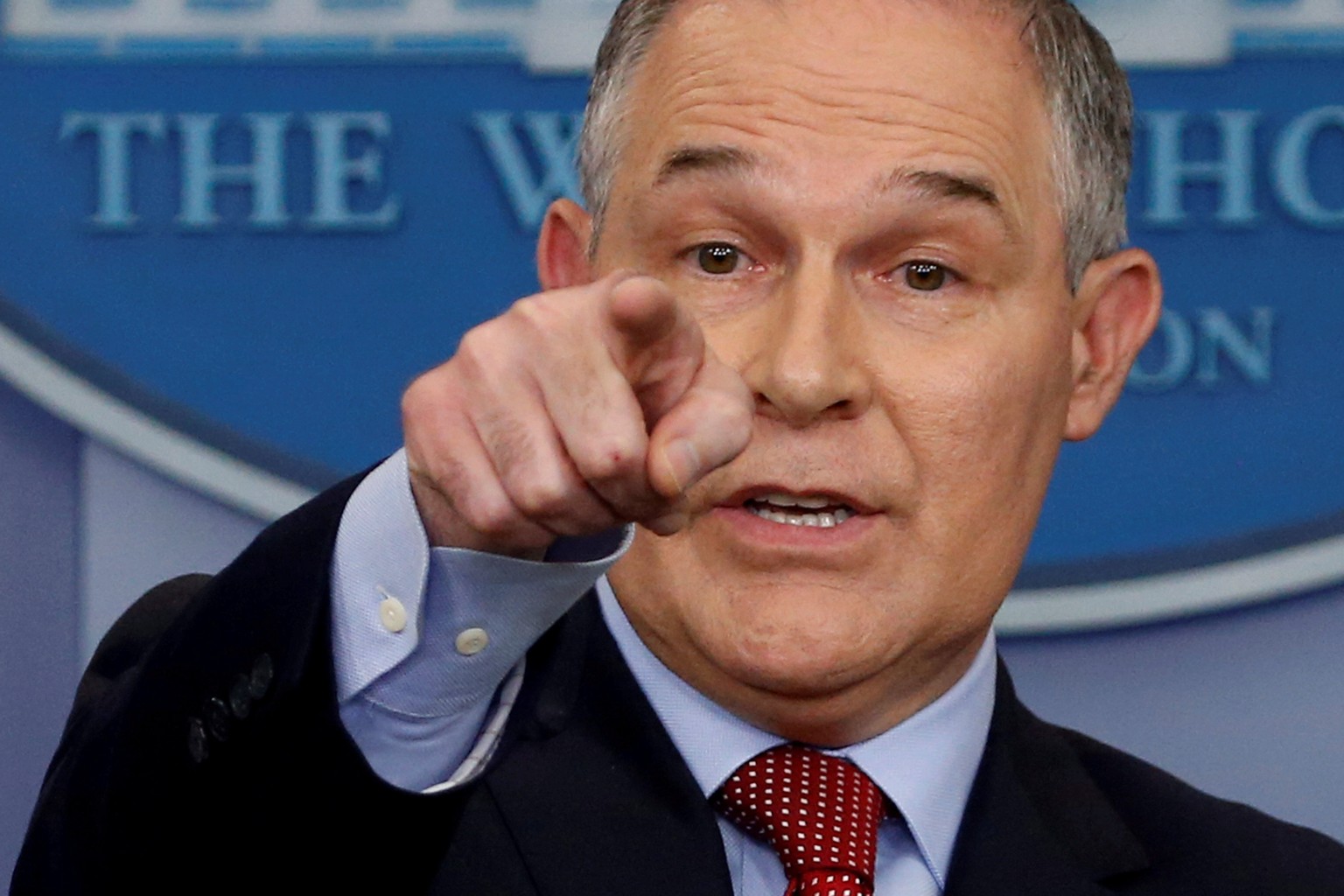 FILE PHOTO: Environmental Protection Agency (EPA) Administrator Scott Pruitt takes questions about the Trump administration&#039;s withdrawal of the U.S. from the Paris climate accords during the dail ...