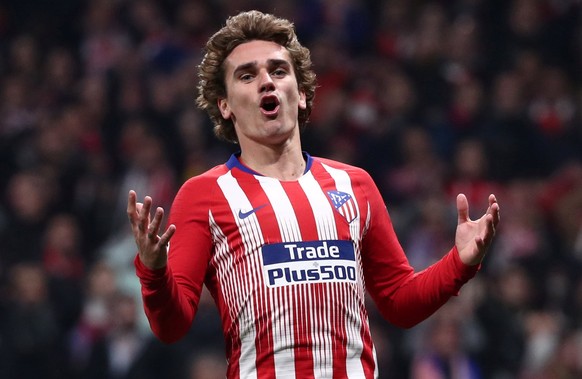 Soccer Football - Champions League - Round of 16 First Leg - Atletico Madrid v Juventus - Wanda Metropolitano, Madrid, Spain - February 20, 2019 Atletico Madrid&#039;s Antoine Griezmann reacts to a mi ...