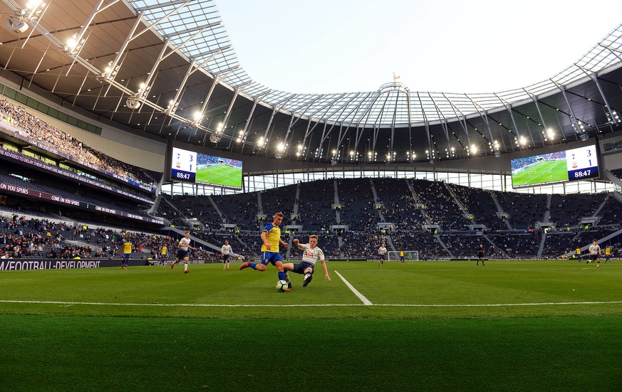 General action showing the new stadium during the Test Event match at Tottenham Hotspur Stadium, London. Picture date: 24th March 2019. Picture credit should read: Robin Parker/Sportimage PUBLICATIONx ...