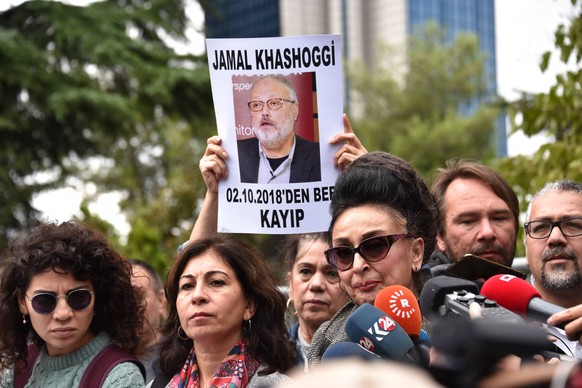 Protestors at the enterence of Saudi Arabia consulate in Istanbul, Tuesday, Oct. 9, 2018. Saudi journalist Jamal Khashoggi disappeared a week ago after entering Saudi Arabia s consulate to obtain pape ...