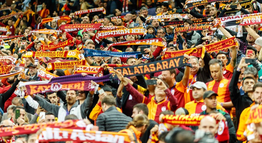 Sorgen zuhause und auswärts für gute Stimmung: Die Fans von Galatasaray Istanbul.