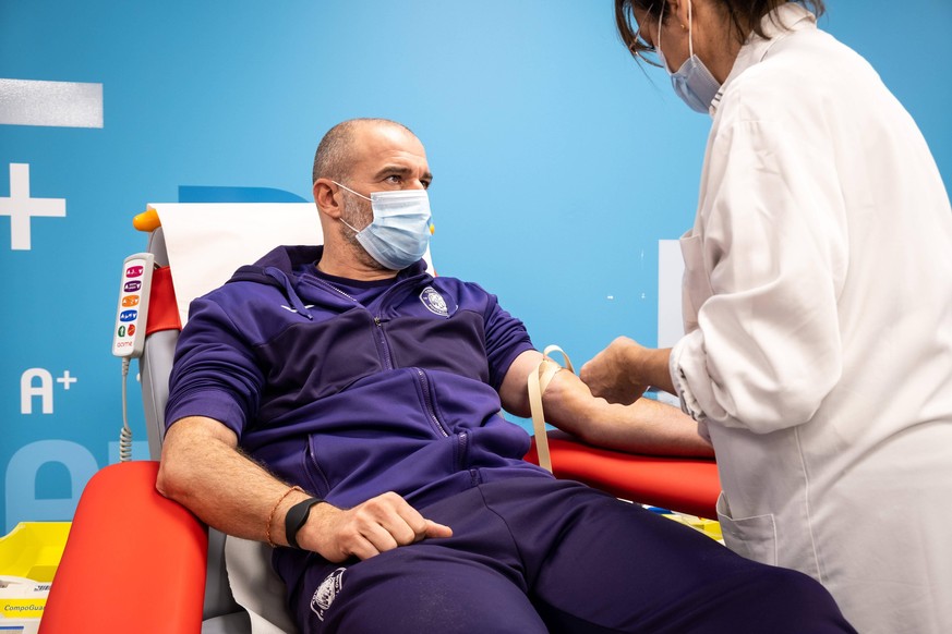 FRANCE - HEALTH - BLOOD DONATION OF TFC The Toulouse Football Club TFC is coming to support the Maison du Don de Toulouse to promote blood donation. As the players could not donate blood so as not to  ...