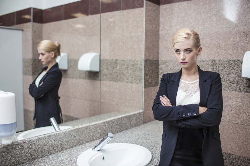 Wenn deine Chefin kontrolliert, wann und wie oft du die Toilette aufsuchst, geht etwas schief im Unternehmen.