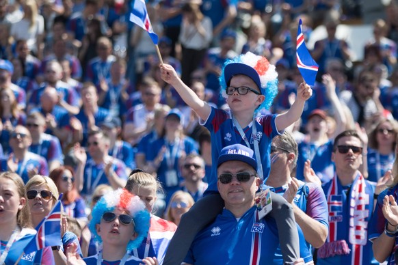 June 16, 2018 - Moscow, Russia - MOSCOW, RUSSIA - June 16, 2018: Iceland fans gather for a pre-game rally at Zaryadiye park before their game against Argentina at the 2018 FIFA World Cup WM Weltmeiste ...
