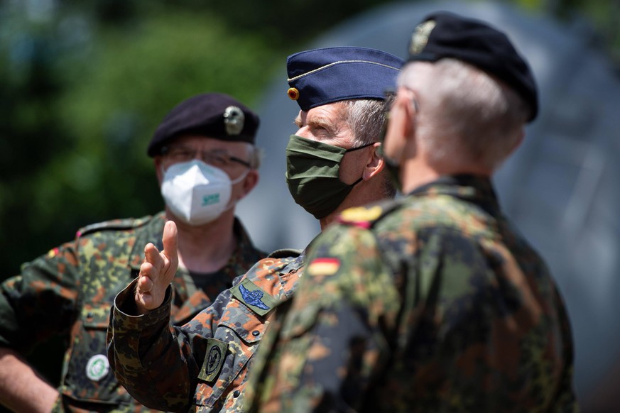 29.06.2020 - Coronavirus - Generalleutnant Luftwaffe der Bundeswehr besucht Kreis G