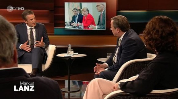 Markus Lanz (l.) diskutierte mit seinem Gast Armin Laschet im ZDF-Studio.