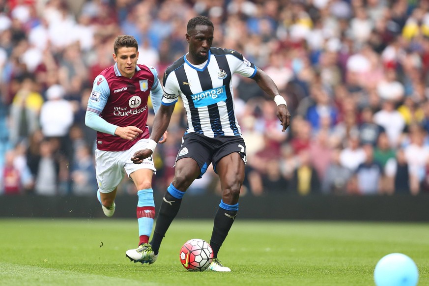 Moussa Sissoko of Newcastle United in action during the Barclays Premier League match at Villa Park. Photo credit should read: Philip Oldham/Sportimage PUBLICATIONxNOTxINxUK

Moussa Sissoko of Newca ...
