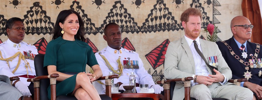NADI, FIJI - OCTOBER 25: Meghan, Duchess of Sussex and Prince Harry, Duke of Cambridge attend the unveiling of the Labalaba Statue on October 25, 2018 in Nadi, Fiji. The Duke and Duchess of Sussex are ...